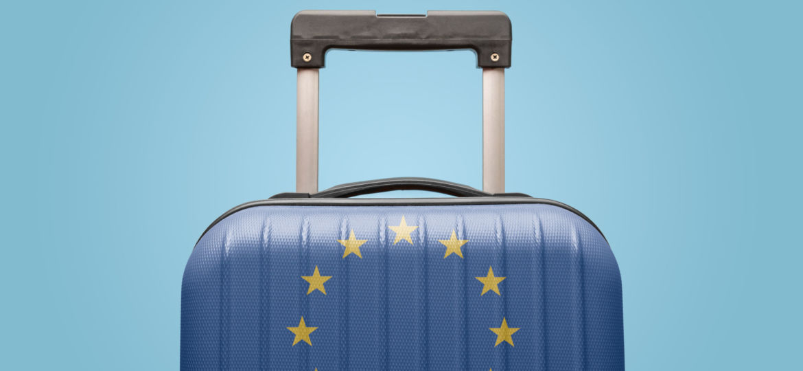 shutterstock_suitcase